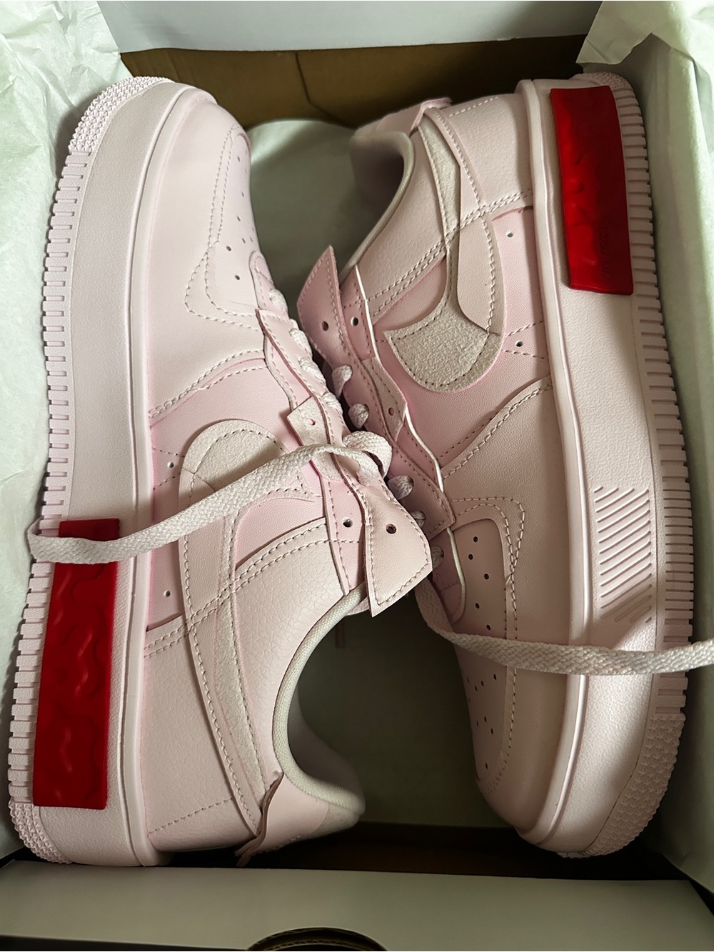 Shoe